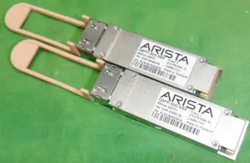 Qsfp-40g-sr4 Arista Xvr-00060-05 40g Qsfp Transceiver 40gbe Lot Of 2 E