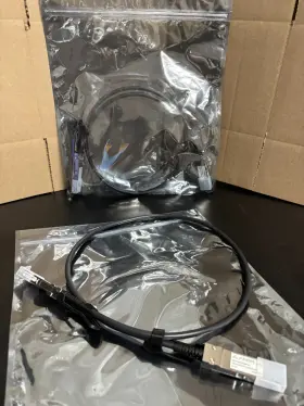 Qsfp-h40g-cu1m-ax Axiom Qsfph40gcu1max Lot Of 2 40g Qsfp Direct Attach Copper Cables 1 Meter