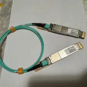 Qdd-400-aoc1m Cisco Original Qdd-400 Aoc1m 10-3429-01