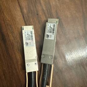 Cisco Qsfp-100g-cu0.5m Genuine Passive Copper Cable - Black