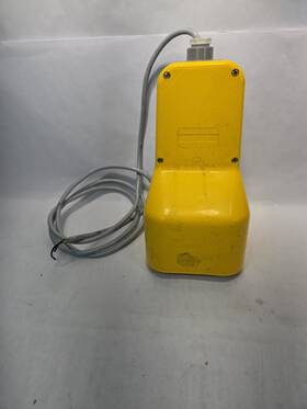 Comepi Ps1211 Used Ac15 400v 1.8a Ui 500v Ip65 Foot Switch