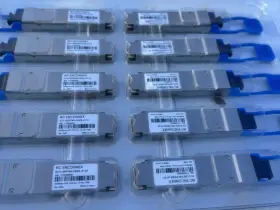 Ecx-qsfp40-psm4-jp-03 Enconnex Lot Of 10 - 40gbase-lr4 Transceivers New