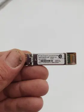 Fwlf-1631-51 Finisar Fwlf-1631-57 Sfp 2.5gbase 1531.90nm Dwdm Ch57 120km Transceiver