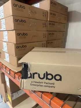Jl724a Hpe Aruba 6200f 24g 4sfp Switch - New Damage Box
