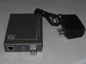 Gvt-4000 Levelone Level One Converter 10/100/1000baset To Sfp Model 531404 10gcase-sr-sfp