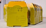 X Pilz 750107 Pnoz S7 Safety Relay New. Price: $120.00.